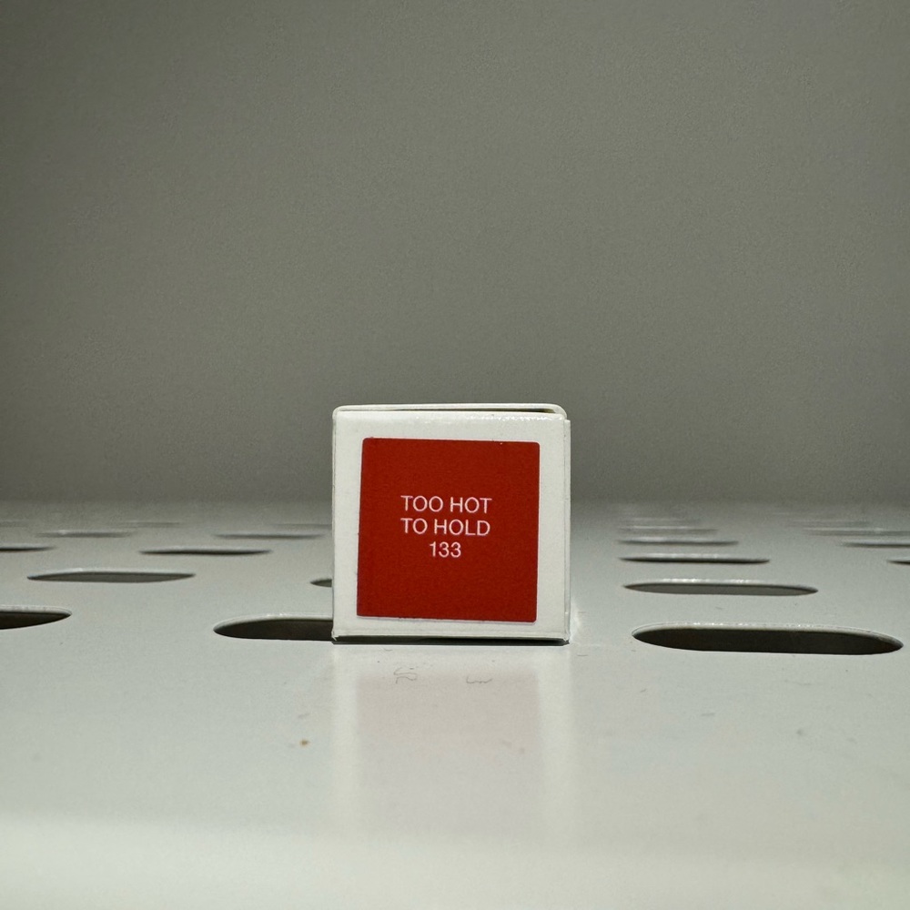 NARS STARLIGHT POWERMATTE LIPSTICK - Picture 4 of 4